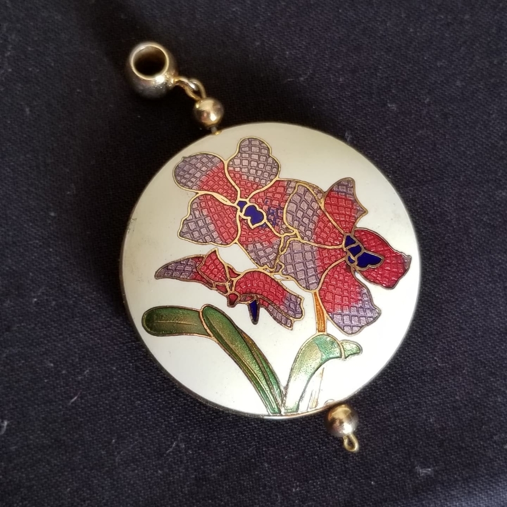 Large cloissoné pendant